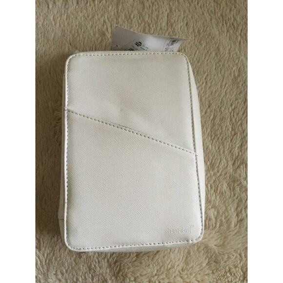 heyday™ Medium Electronics Zip Organizer (7.5" x 5")-Ivory - Picture 1 of 4